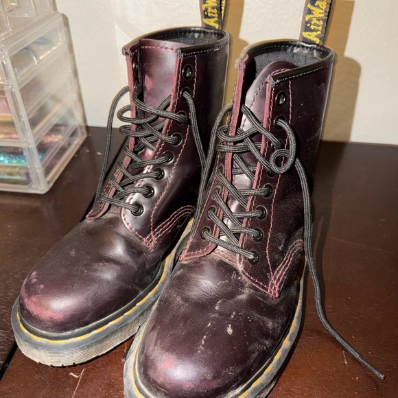 Dr. Martens Women’s 1460 Leather Boots Size 6M - Picture 5 of 8